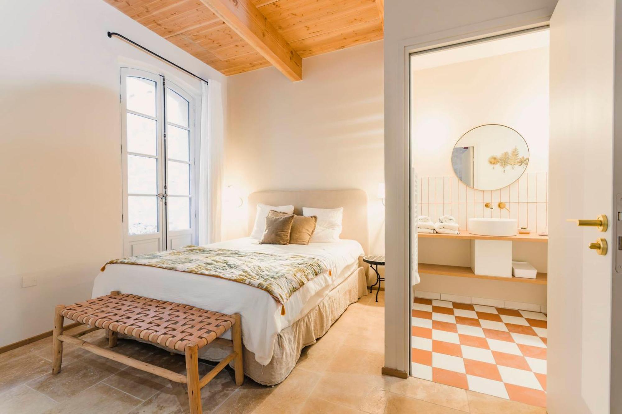 Le Petit Avignon - Chambres & Appartement A Deux Pas Du Pont D'Avignon Et Du Palais Des Papes ภายนอก รูปภาพ
